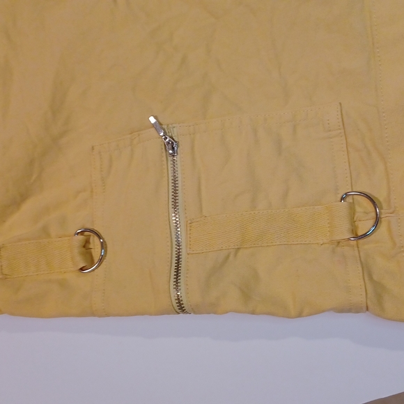 Aldo trevi yellow shorts size 8 zippered pockets cotton cargo style - Picture 3 of 10